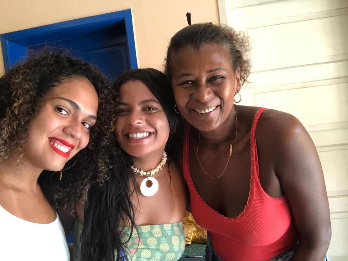 Perto Do Aeroporto De Salvador - Dona Pitanga Hostel Лауро-де-Фрейтас Екстер'єр фото