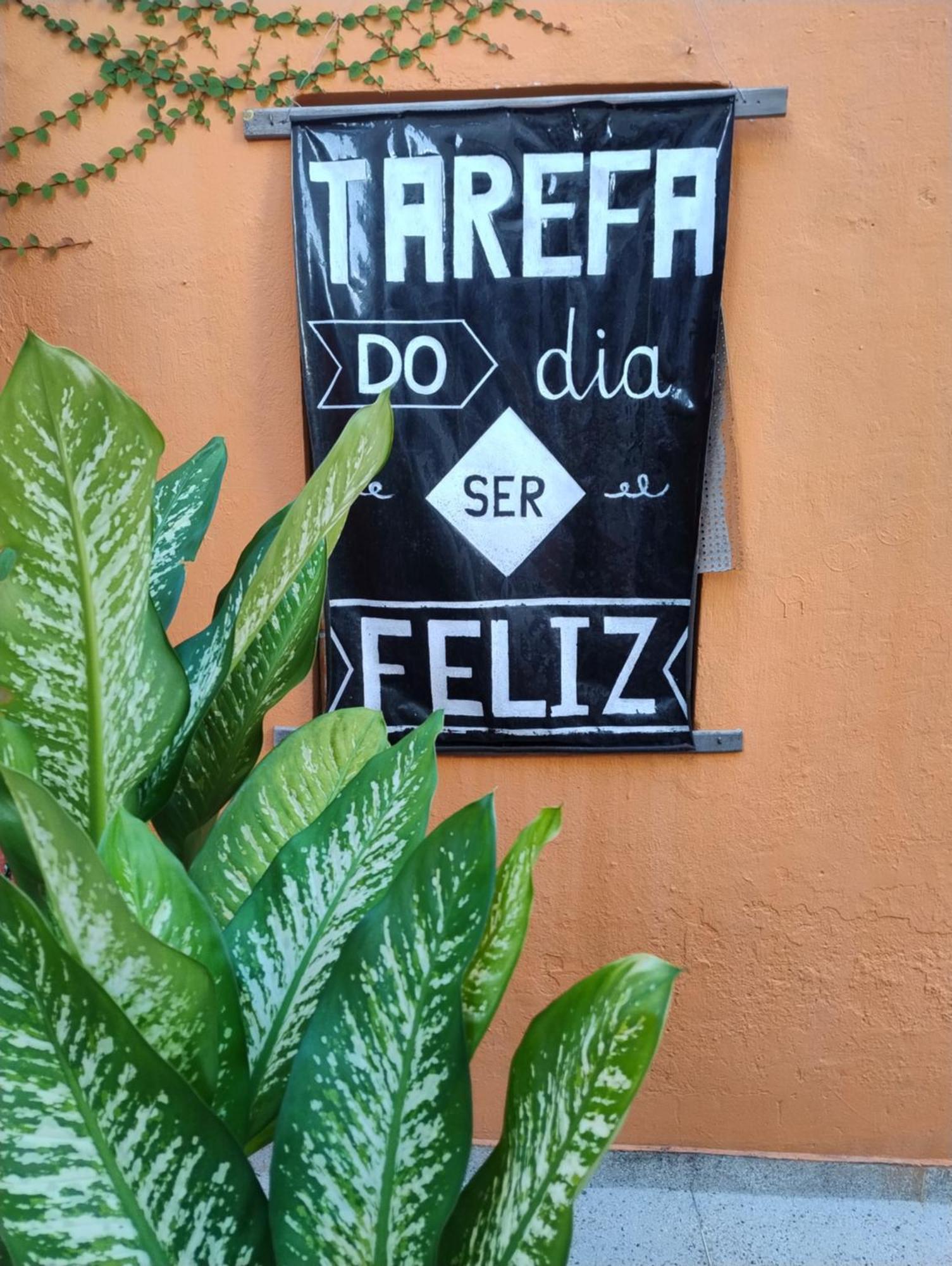 Perto Do Aeroporto De Salvador - Dona Pitanga Hostel Лауро-де-Фрейтас Екстер'єр фото